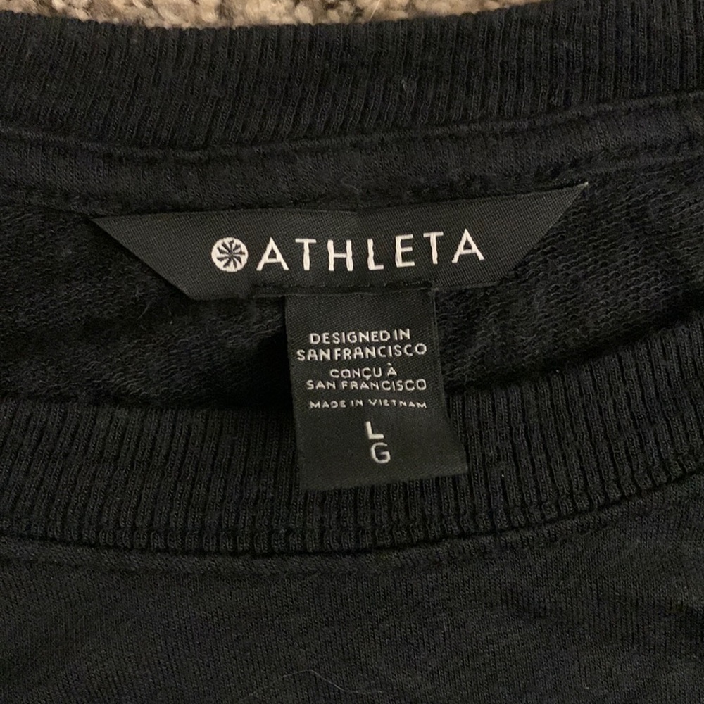 Athleta black pullover sweatshirt too